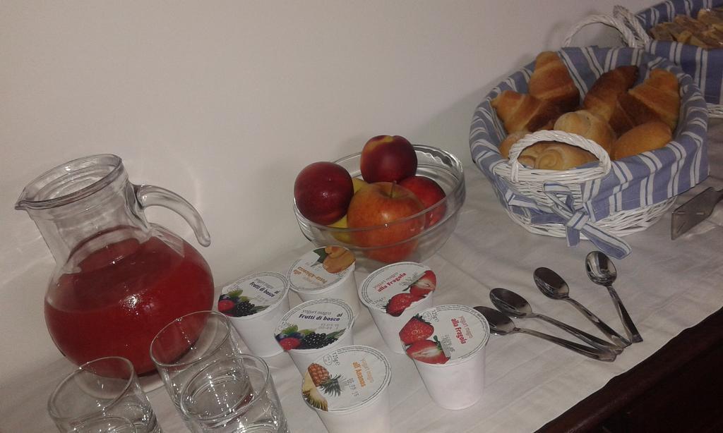B&B La Coccarda Castell'Alfero Экстерьер фото