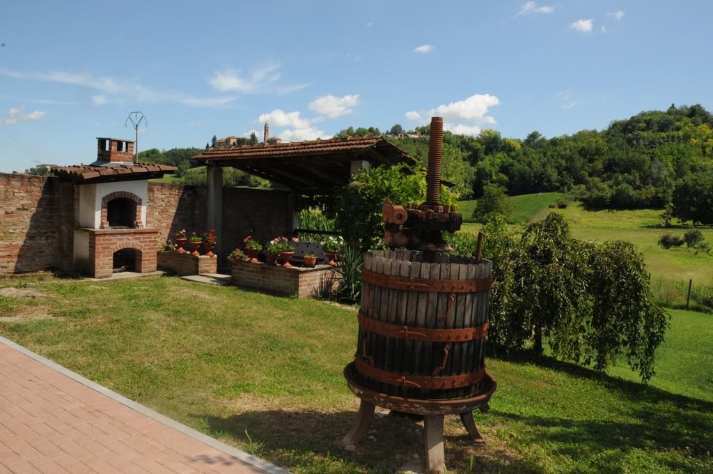 B&B La Coccarda Castell'Alfero Экстерьер фото