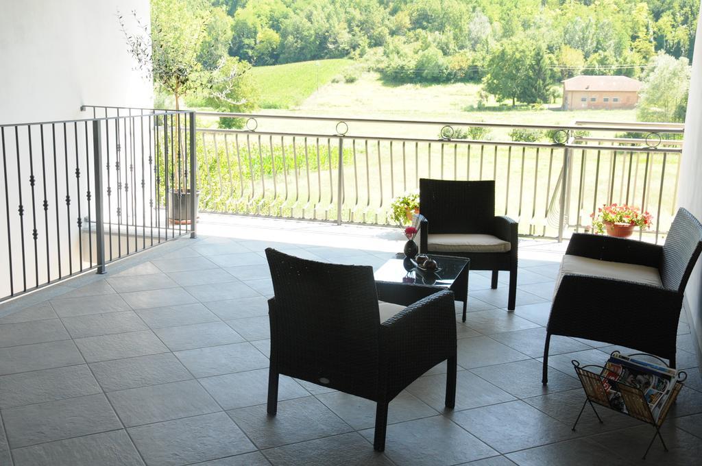 B&B La Coccarda Castell'Alfero Экстерьер фото