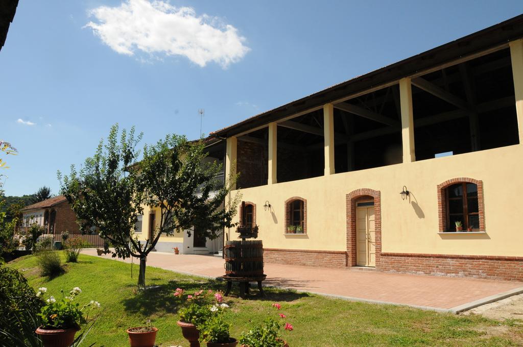 B&B La Coccarda Castell'Alfero Экстерьер фото