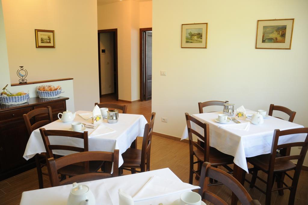 B&B La Coccarda Castell'Alfero Экстерьер фото